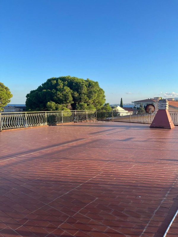 casa indipendente in vendita a Montauro in zona Calalunga/Pietragrande
