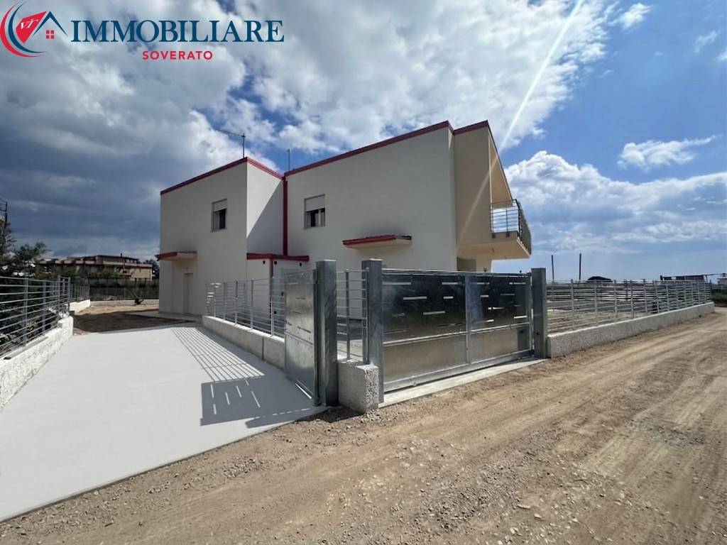 casa indipendente in vendita a Montauro in zona Calalunga/Pietragrande