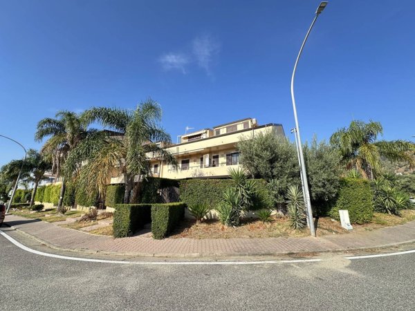appartamento in vendita a Montauro in zona Calalunga/Pietragrande