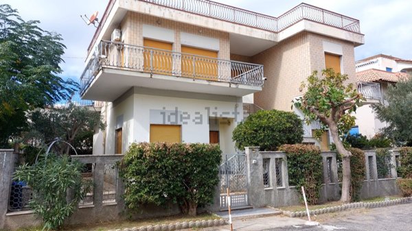 casa indipendente in vendita a Montauro in zona Calalunga/Pietragrande