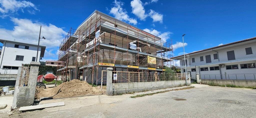 appartamento in vendita a Montepaone in zona Montepaone Lido