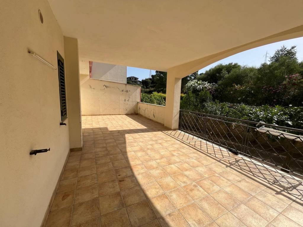 casa indipendente in vendita a Montepaone in zona Frabotto Mannesì