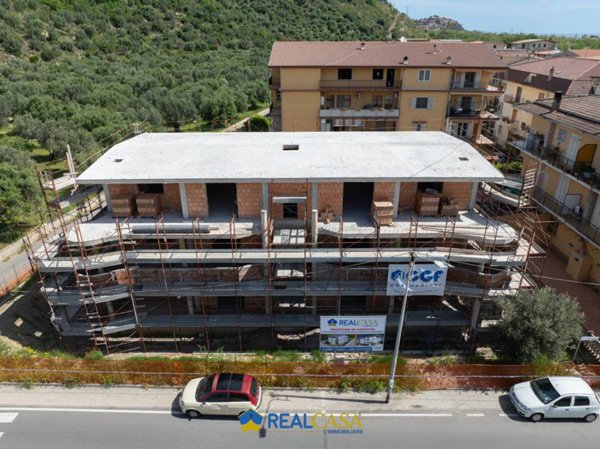 appartamento in vendita a Montepaone in zona Montepaone Lido