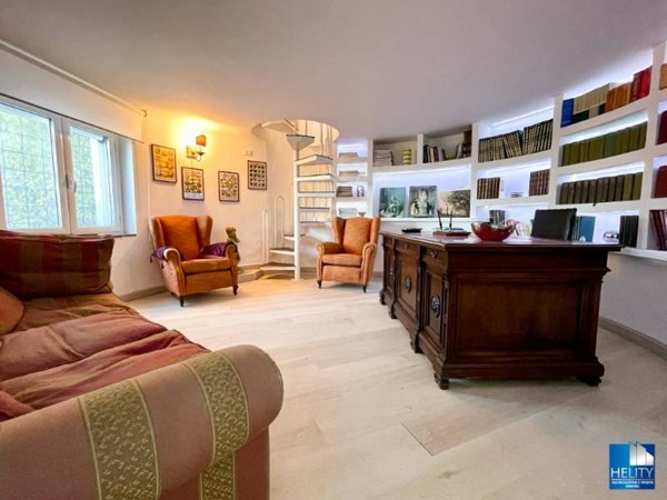 casa indipendente in vendita a Montepaone