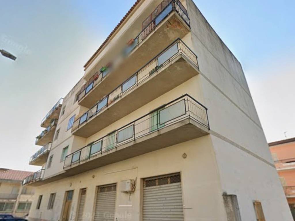 appartamento in vendita a Montepaone in zona Montepaone Lido