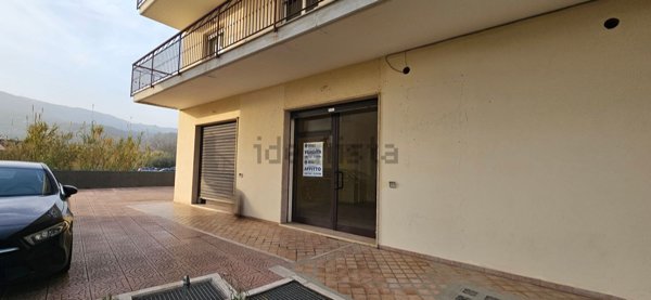 negozio in vendita a Montepaone
