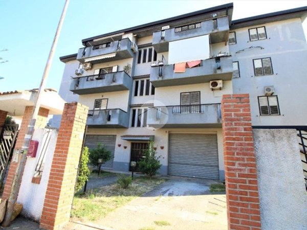 appartamento in vendita a Montepaone in zona Montepaone Lido