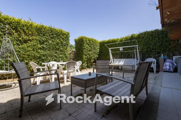 appartamento in vendita a Montepaone in zona Montepaone Lido