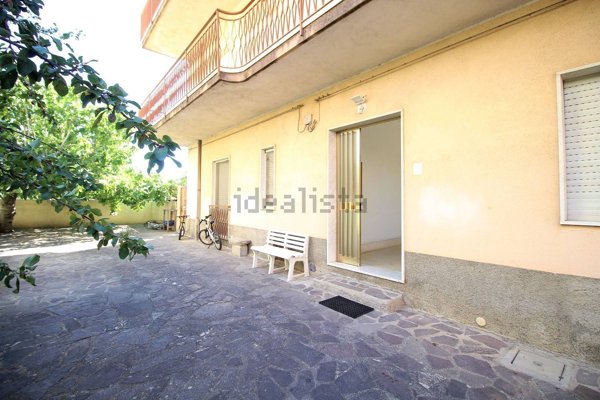 appartamento in vendita a Montepaone in zona Montepaone Lido