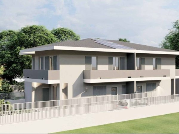 casa indipendente in vendita a Montepaone in zona Montepaone Lido