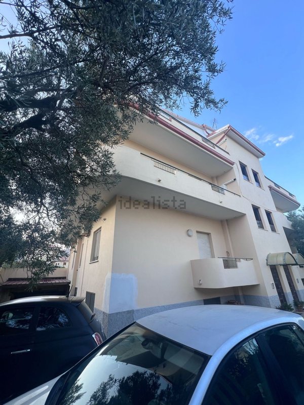 casa indipendente in vendita a Montepaone in zona Montepaone Lido