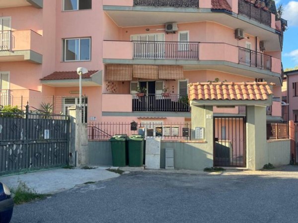 appartamento in vendita a Montepaone in zona Montepaone Lido