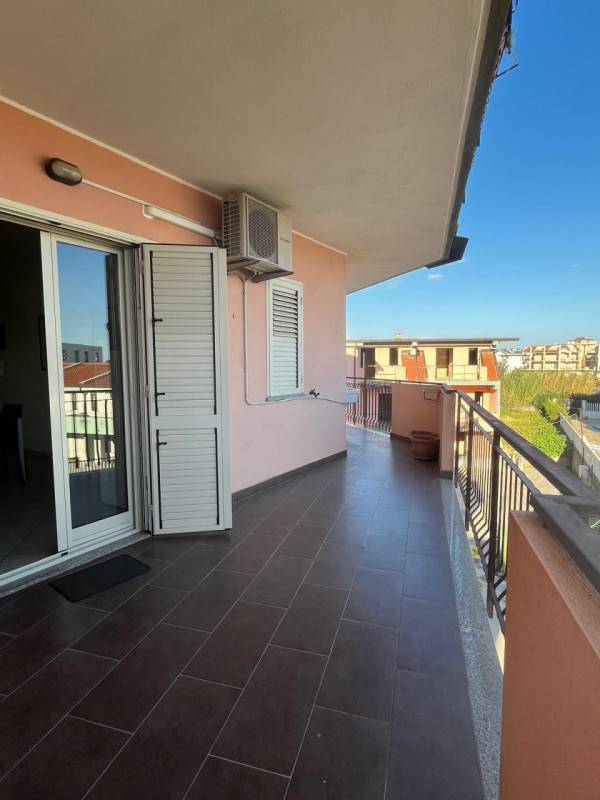 appartamento in vendita a Montepaone in zona Montepaone Lido