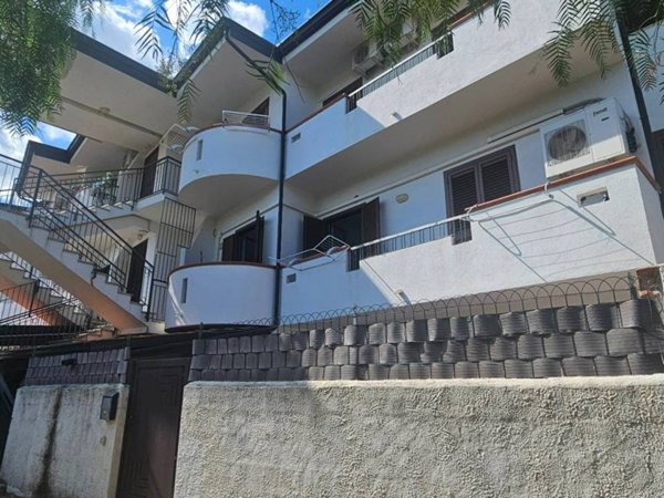 appartamento in vendita a Montepaone in zona Montepaone Lido