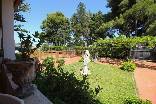 appartamento in vendita a Montepaone in zona Montepaone Lido