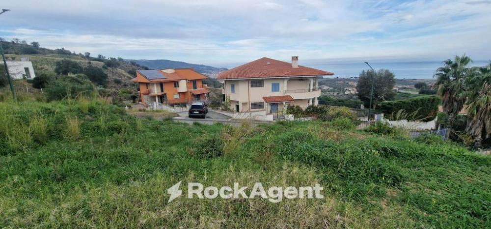 casa indipendente in vendita a Montepaone