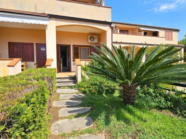 appartamento in vendita a Montepaone in zona Montepaone Lido
