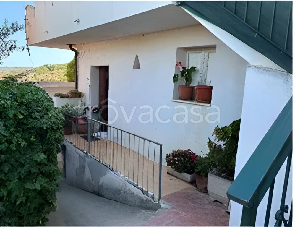 casa indipendente in vendita a Montepaone
