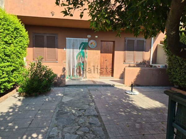 appartamento in vendita a Montepaone in zona Montepaone Lido
