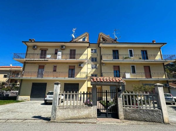 appartamento in vendita a Nocera Terinese