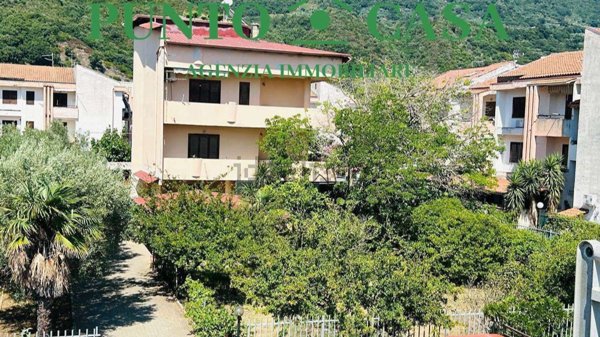 casa indipendente in vendita a Nocera Terinese