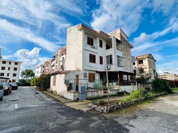 appartamento in vendita a Nocera Terinese