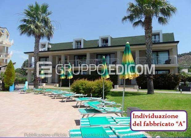 negozio in vendita a Nocera Terinese