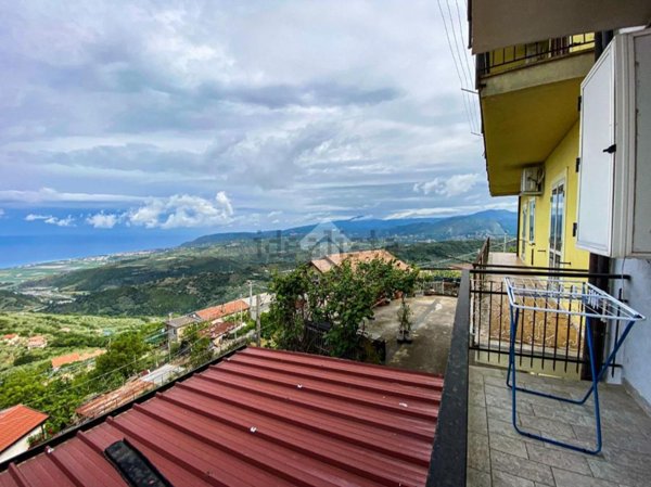 appartamento in vendita a Nocera Terinese