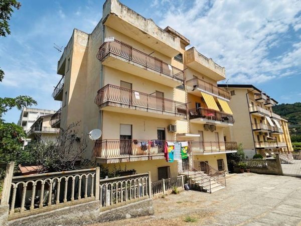 appartamento in vendita a Nocera Terinese