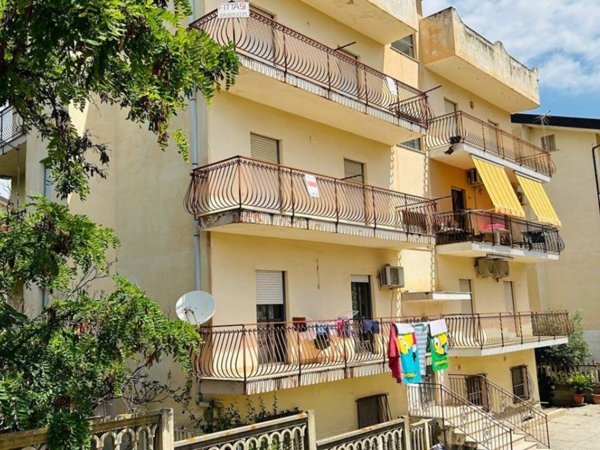 appartamento in vendita a Nocera Terinese