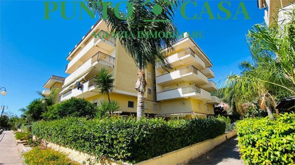 appartamento in vendita a Nocera Terinese