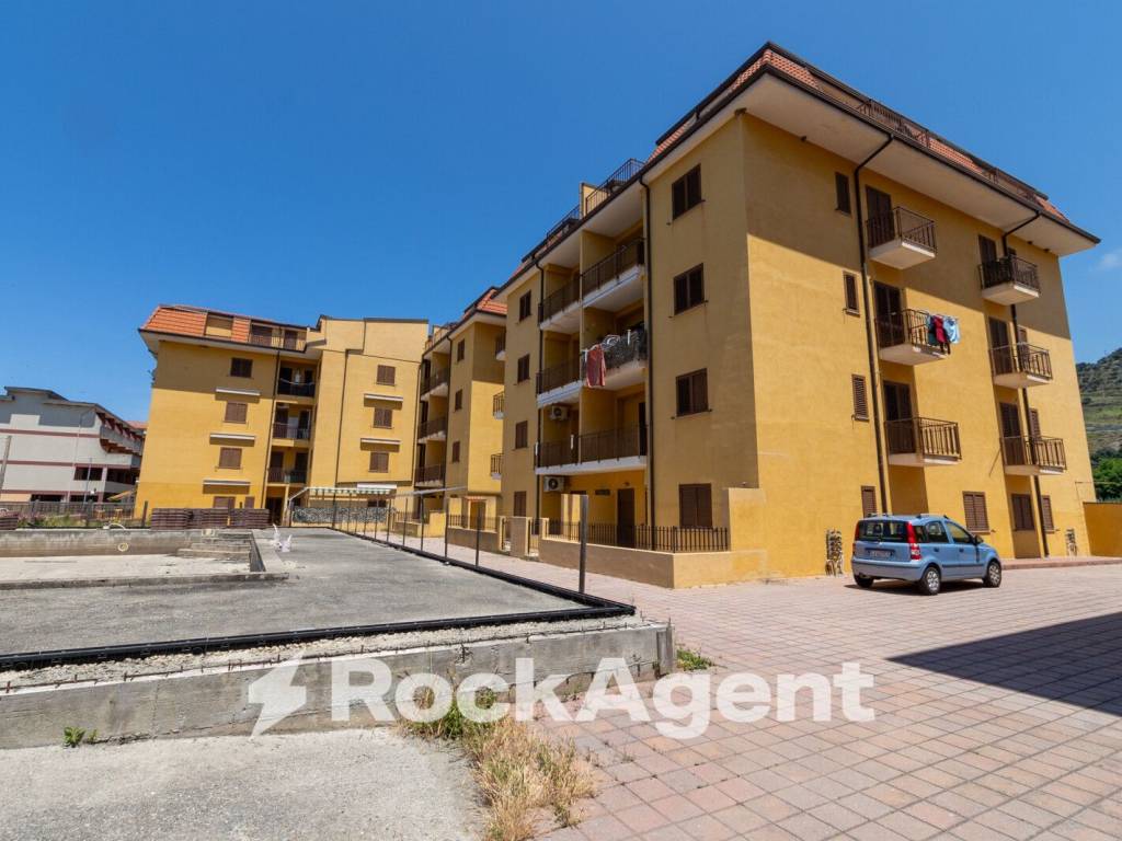 appartamento in vendita a Nocera Terinese