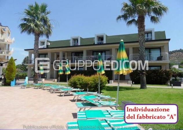 negozio in vendita a Nocera Terinese