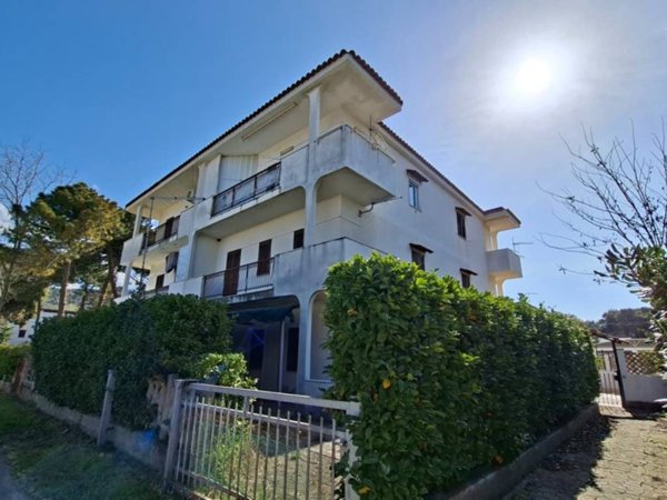 appartamento in vendita a Nocera Terinese