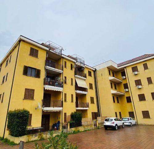 appartamento in vendita a Nocera Terinese