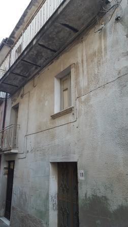 casa indipendente in vendita a Palermiti