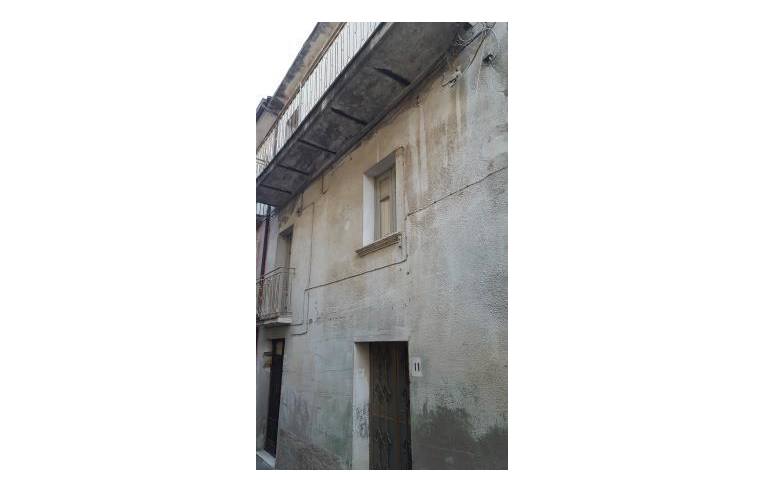 casa indipendente in vendita a Palermiti