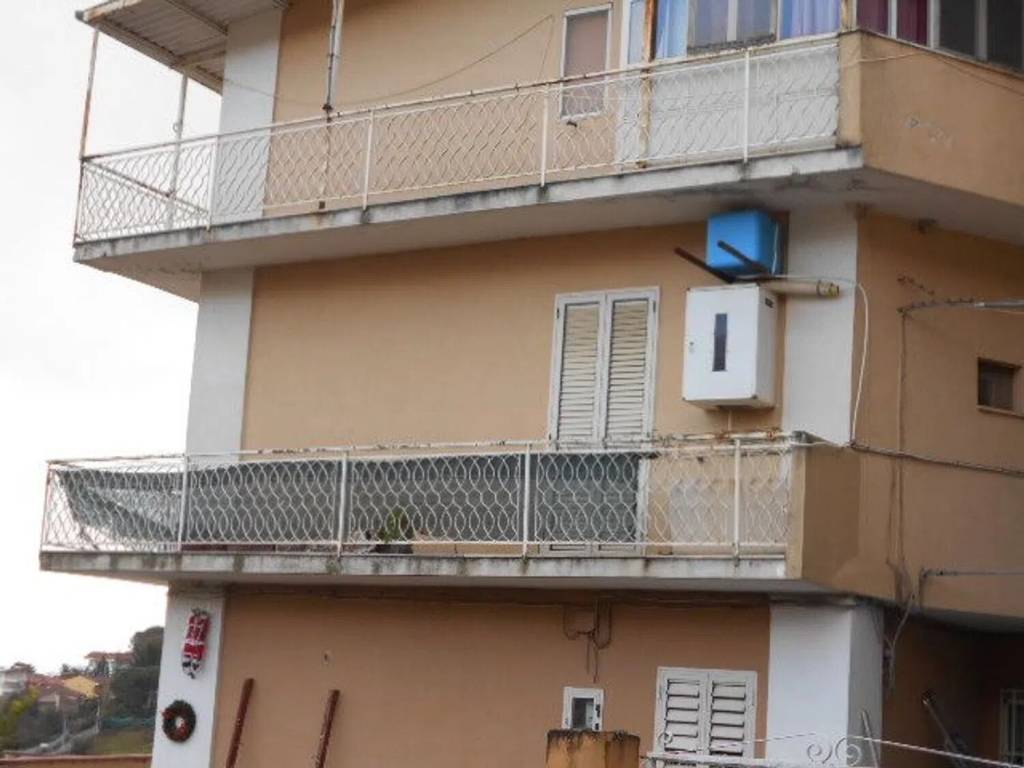 appartamento in vendita a Pentone