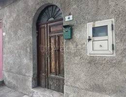 appartamento in vendita a Petronà