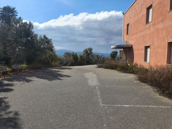 locale di sgombero in vendita a Pianopoli