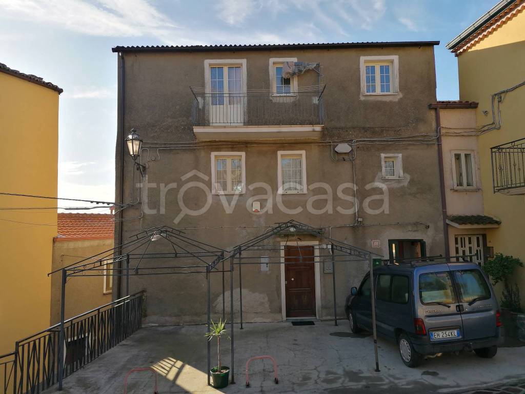 casa indipendente in vendita a Platania