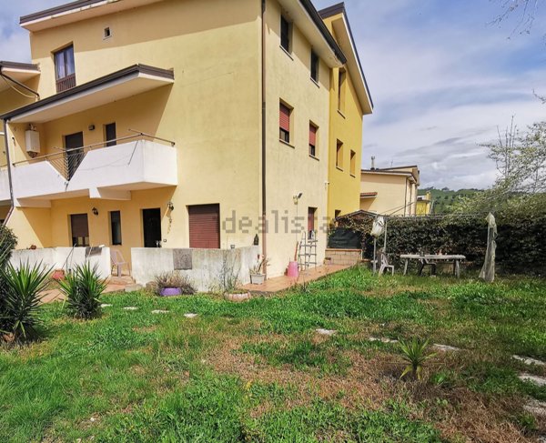 casa indipendente in vendita a San Floro