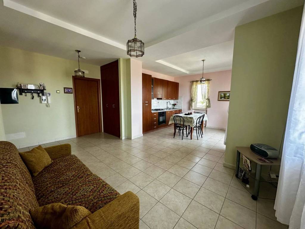 appartamento in vendita a San Sostene