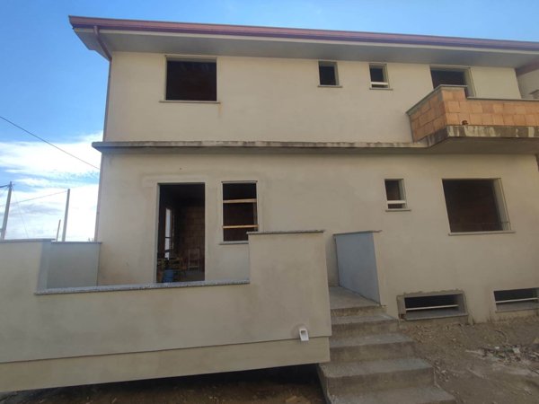 casa indipendente in vendita a San Sostene
