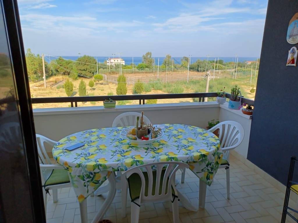 appartamento in vendita a Santa Caterina dello Ionio