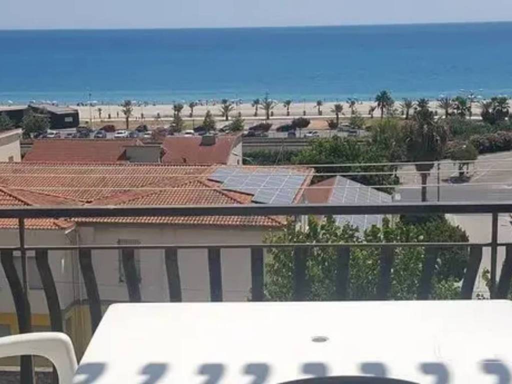 appartamento in vendita a Santa Caterina dello Ionio