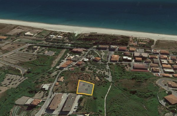 terreno edificabile in vendita a Santa Caterina dello Ionio