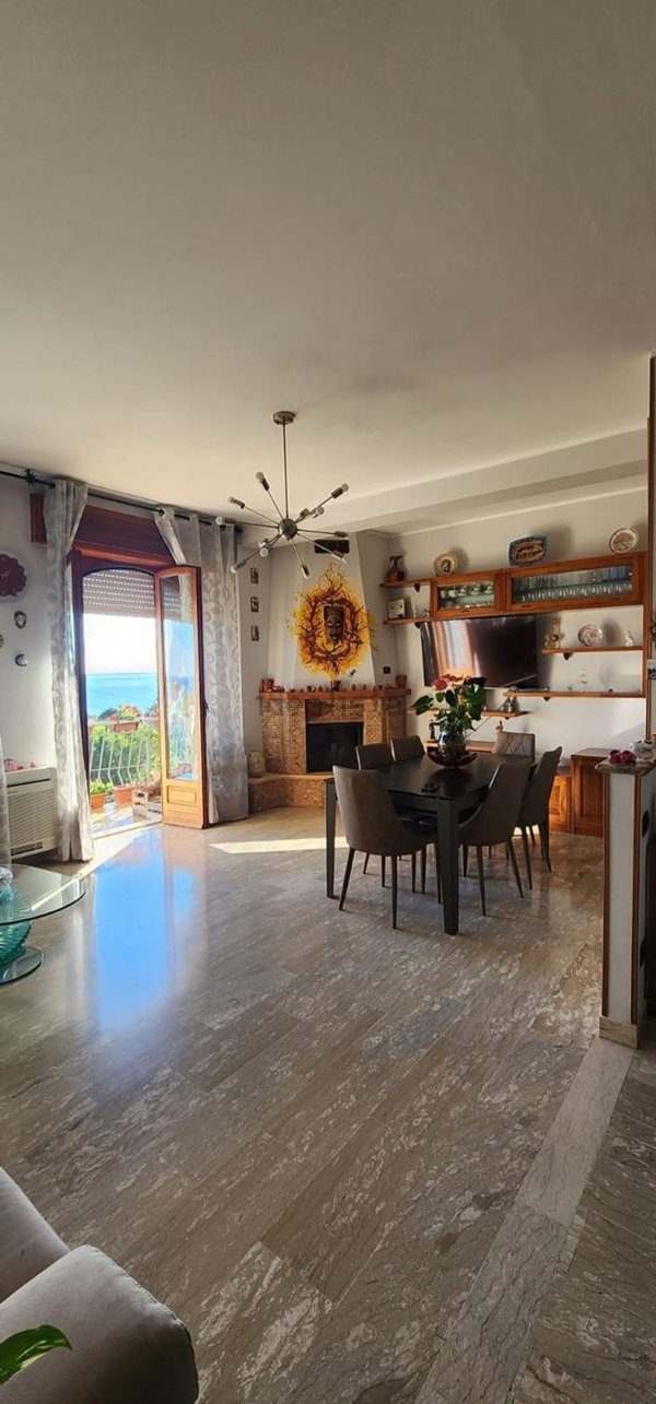 appartamento in vendita a Santa Caterina dello Ionio