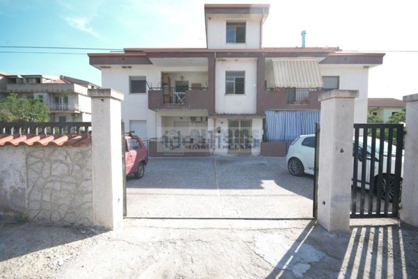 appartamento in vendita a Santa Caterina dello Ionio