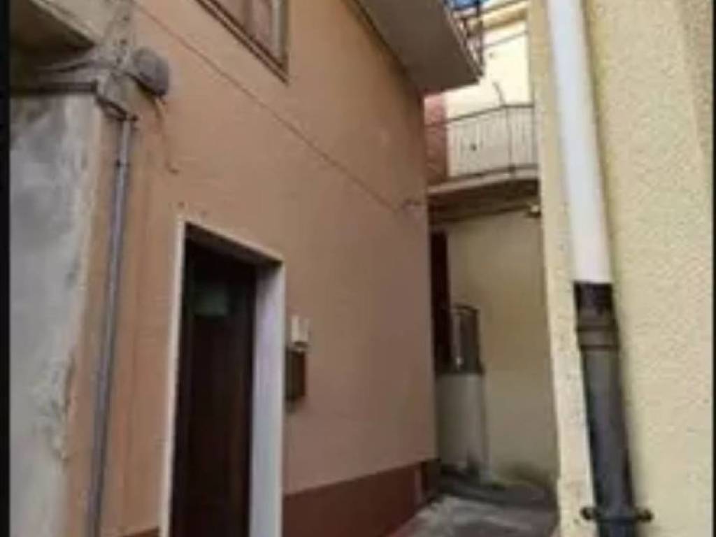 casa indipendente in vendita a Sant'Andrea Apostolo dello Ionio